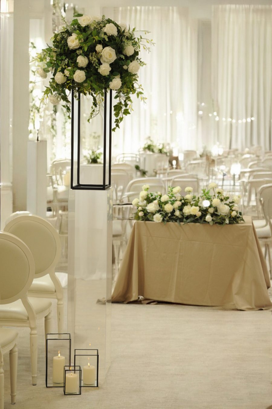Wild Geometric Aisle Display - Black