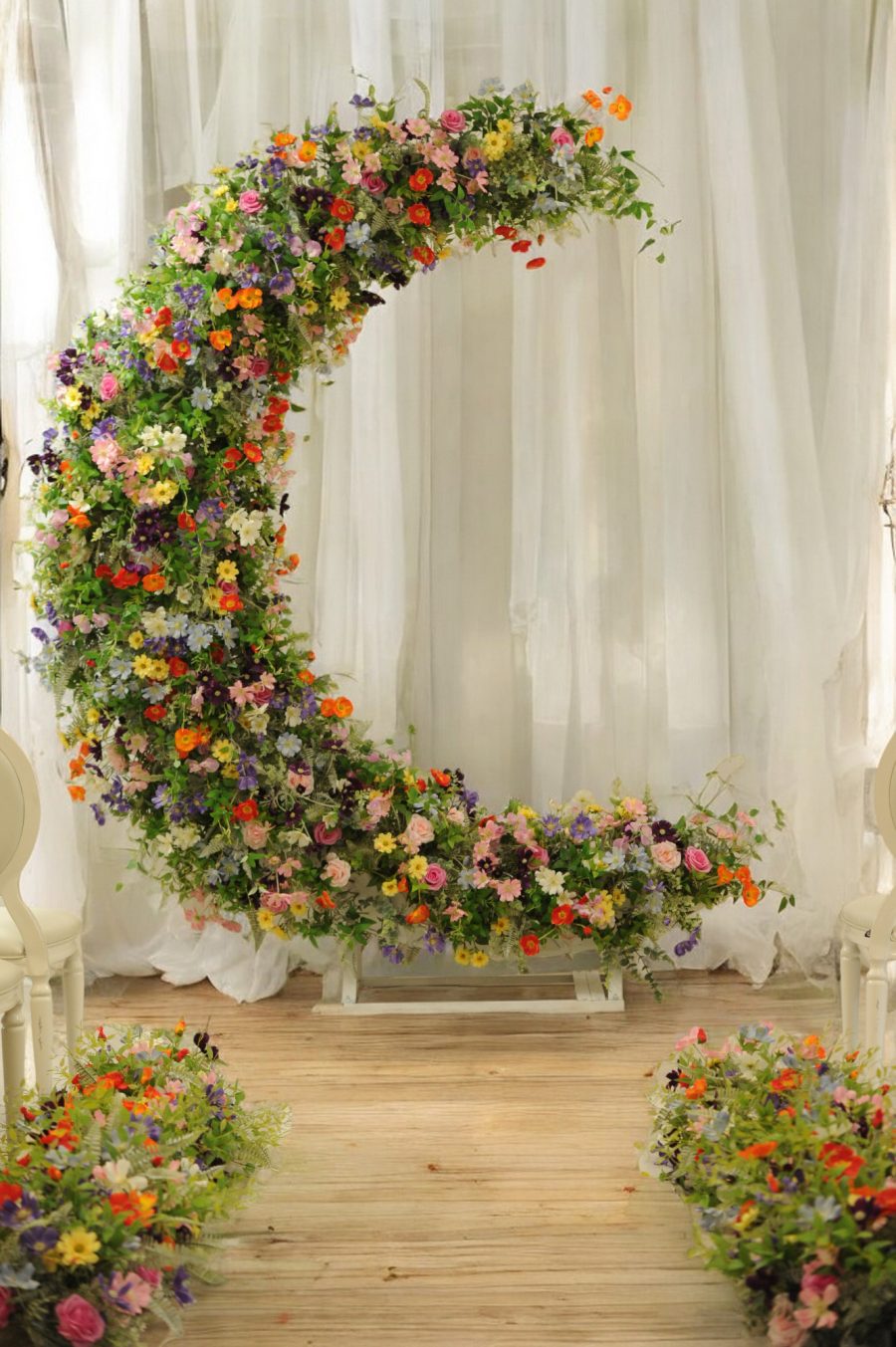 Megan Crescent Arch